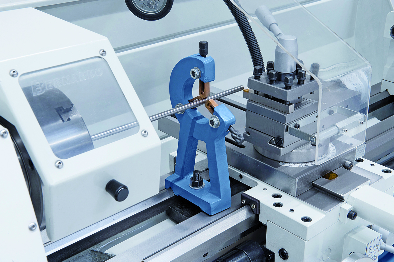 Leit- und Zugspindeldrehmaschine Profi 900 Vario / 230 V
