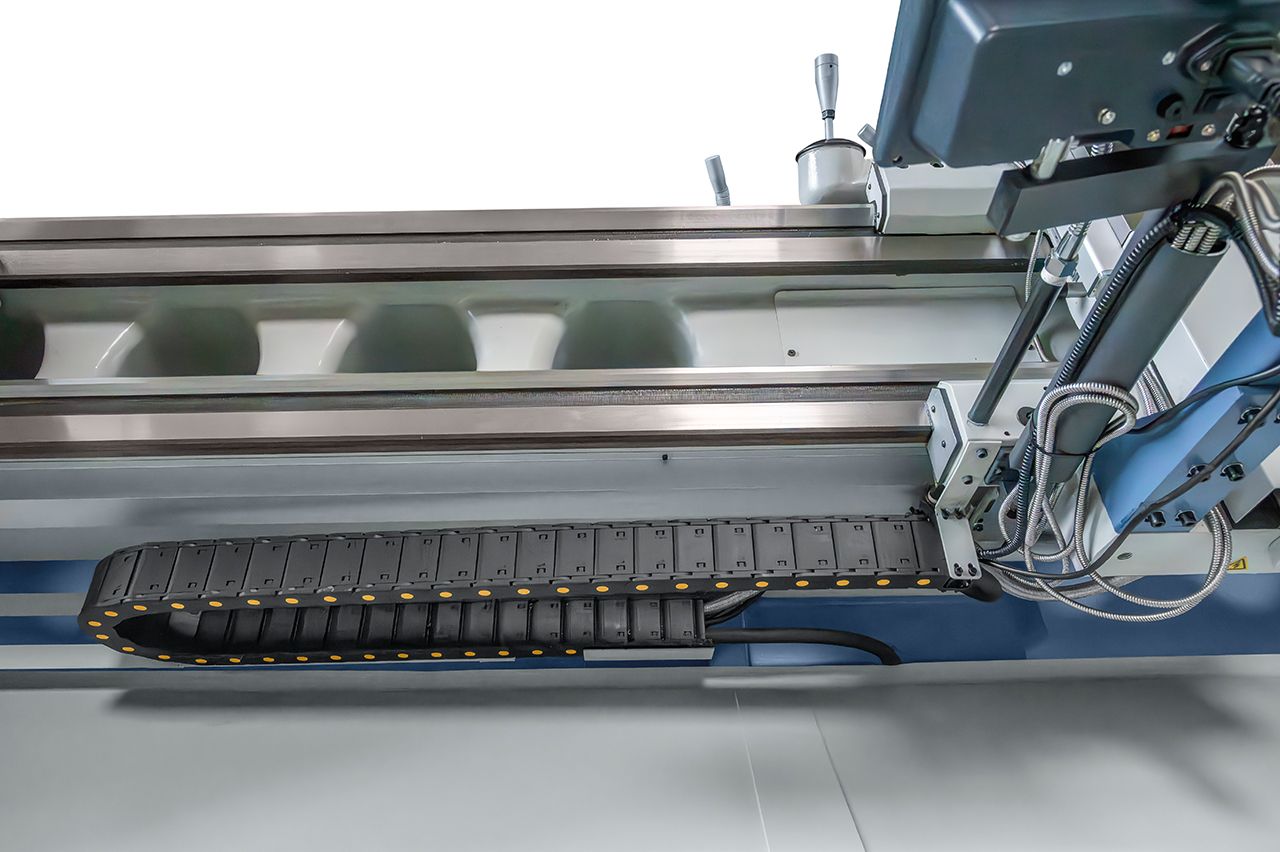 Produktionsdrehmaschine Goliath 800 x 1500 inkl. 3-Achs-Digitalanzeige *
