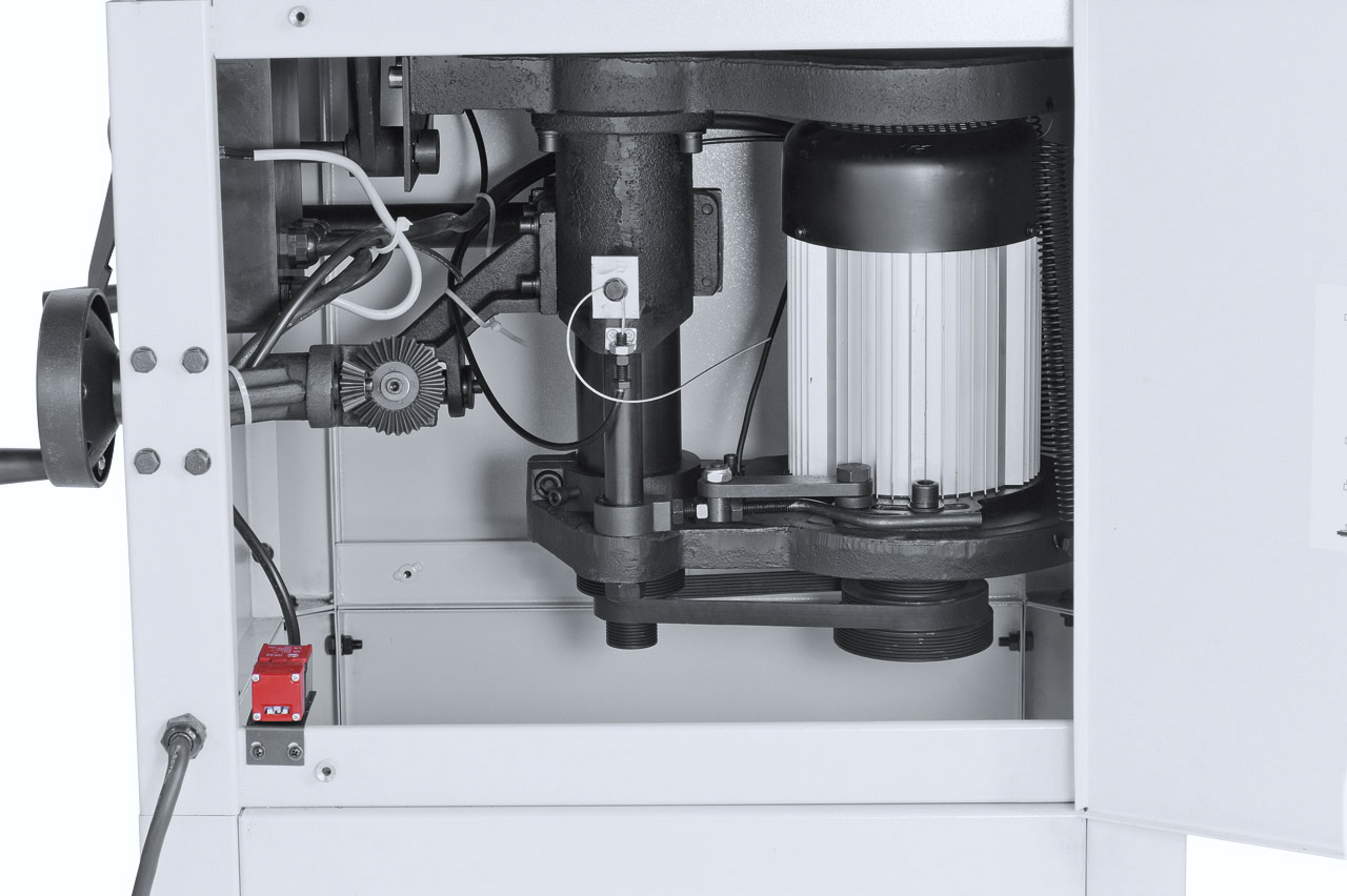 Schwenkspindelfräsmaschine T 750 / 230 V *