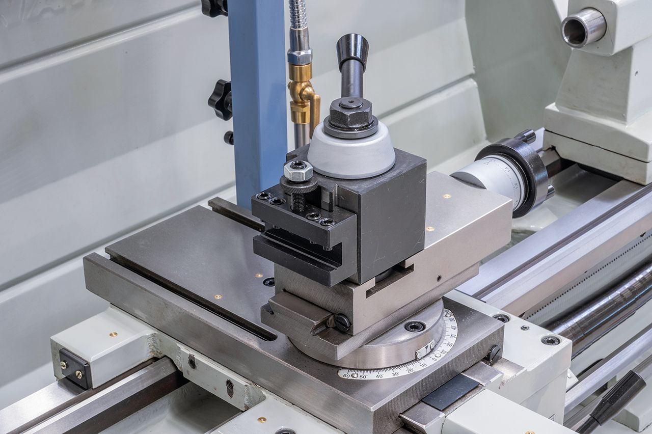 Leit- und Zugspindeldrehmaschine Master 165 Pro *