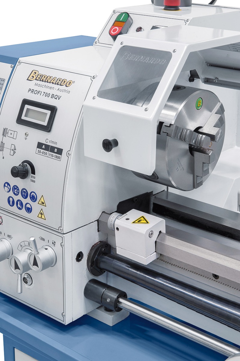 Leit- und Zugspindeldrehmaschine Profi 700 BQV / 230 V inkl. 2-Achs-Digitalanzeige ES-12 V
