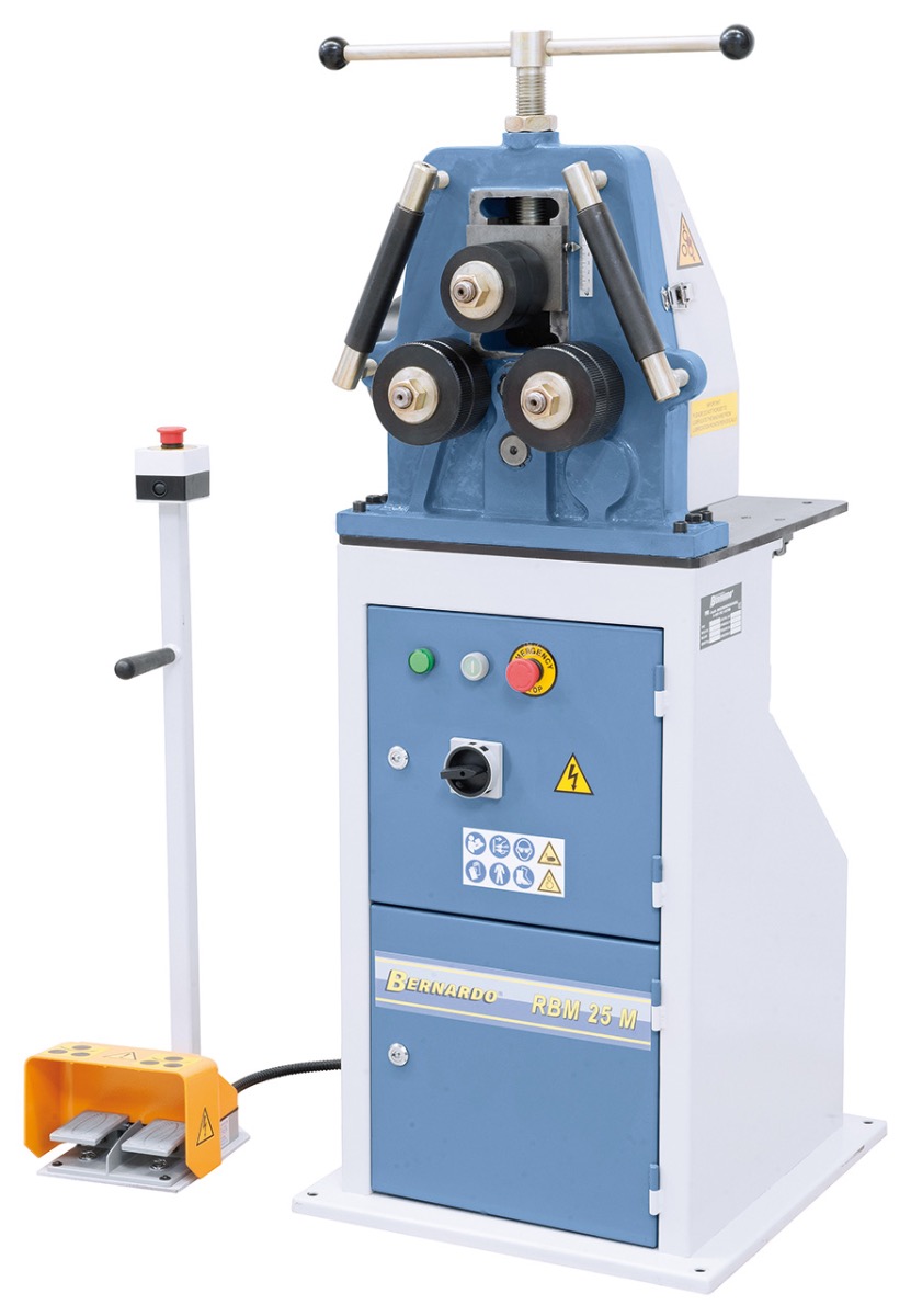 Motorische Ringbiegemaschine RBM 25 M
