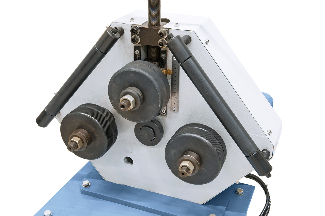 Motorische Ringbiegemaschine RBM 35