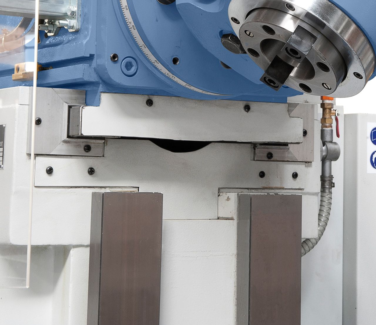 Universalfräsmaschine VARIOMILL FU 1600 E Servo *