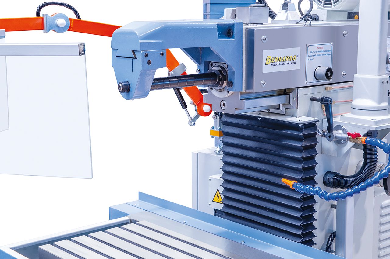 Universal-Werkzeugfräsmaschine WFM 800 Servo inkl. 3-Achs-Digitalanzeige ES-12 H **