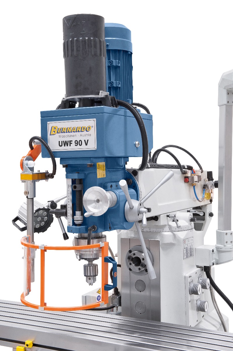 Universalfräsmaschine UWF 90 V inkl. 3-Achs-DRO ES-12 H und pneumat.WK-Klemmung *