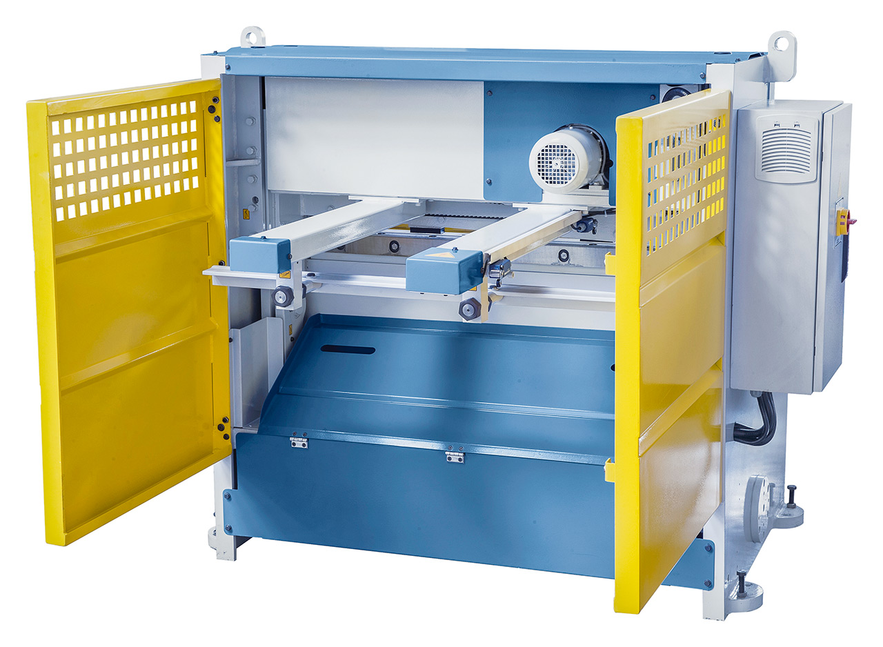 Motorische Tafelschere mit Blechauswurf nach vorne (max. 400 mm) und hinten MTE 1560 x 5 mm NCC *