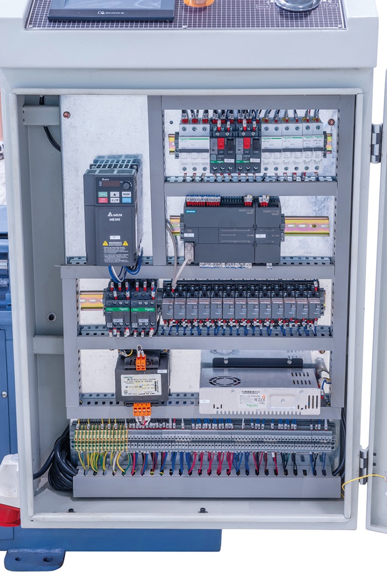 Vollautomatische Gehrungsbandsäge BSMG 400 NC *