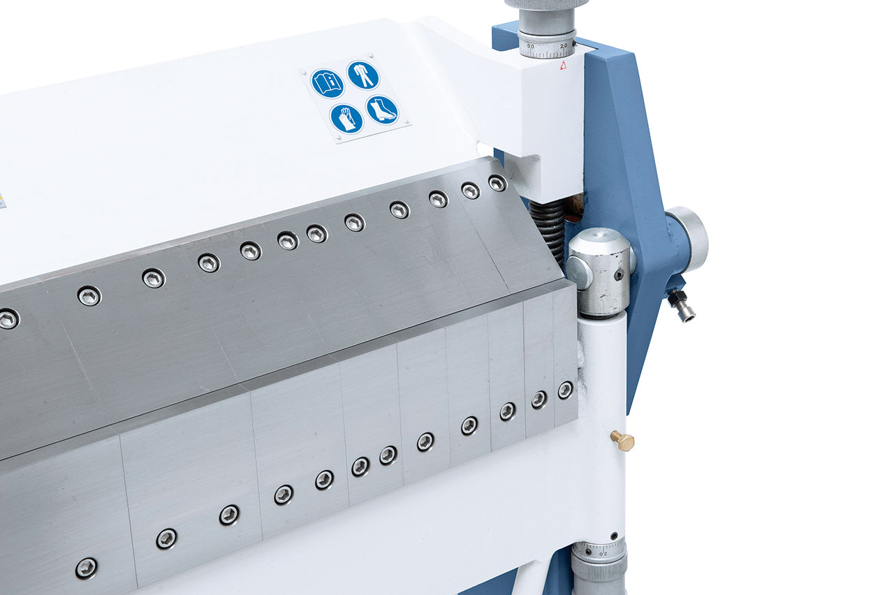 Schwenkbiegemaschine TBS 2060 *
