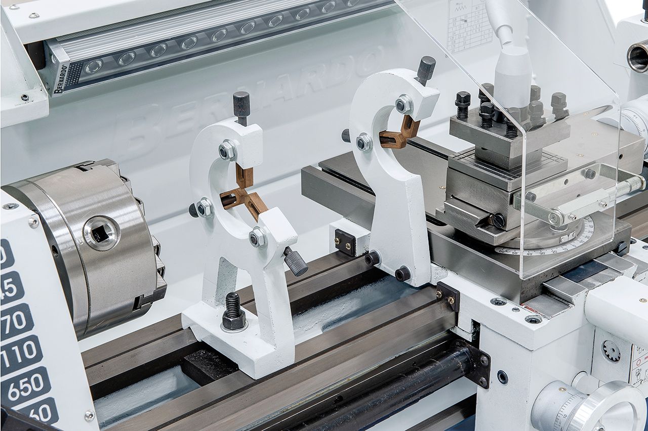 Leit- und Zugspindeldrehmaschine Profi 650 G / 400 V
