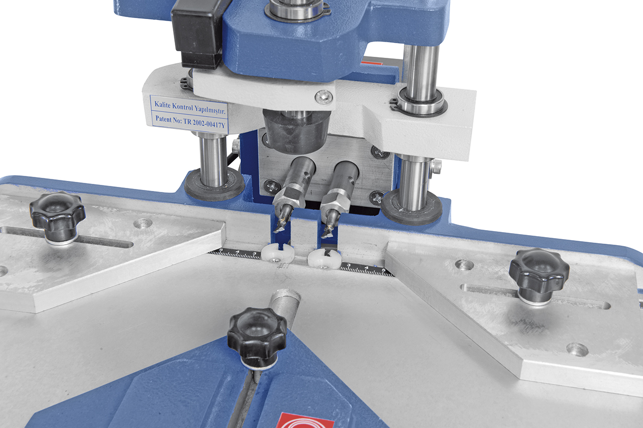 Pneumatische Doppel-Keilnutfräsmaschine KNF 2 P
