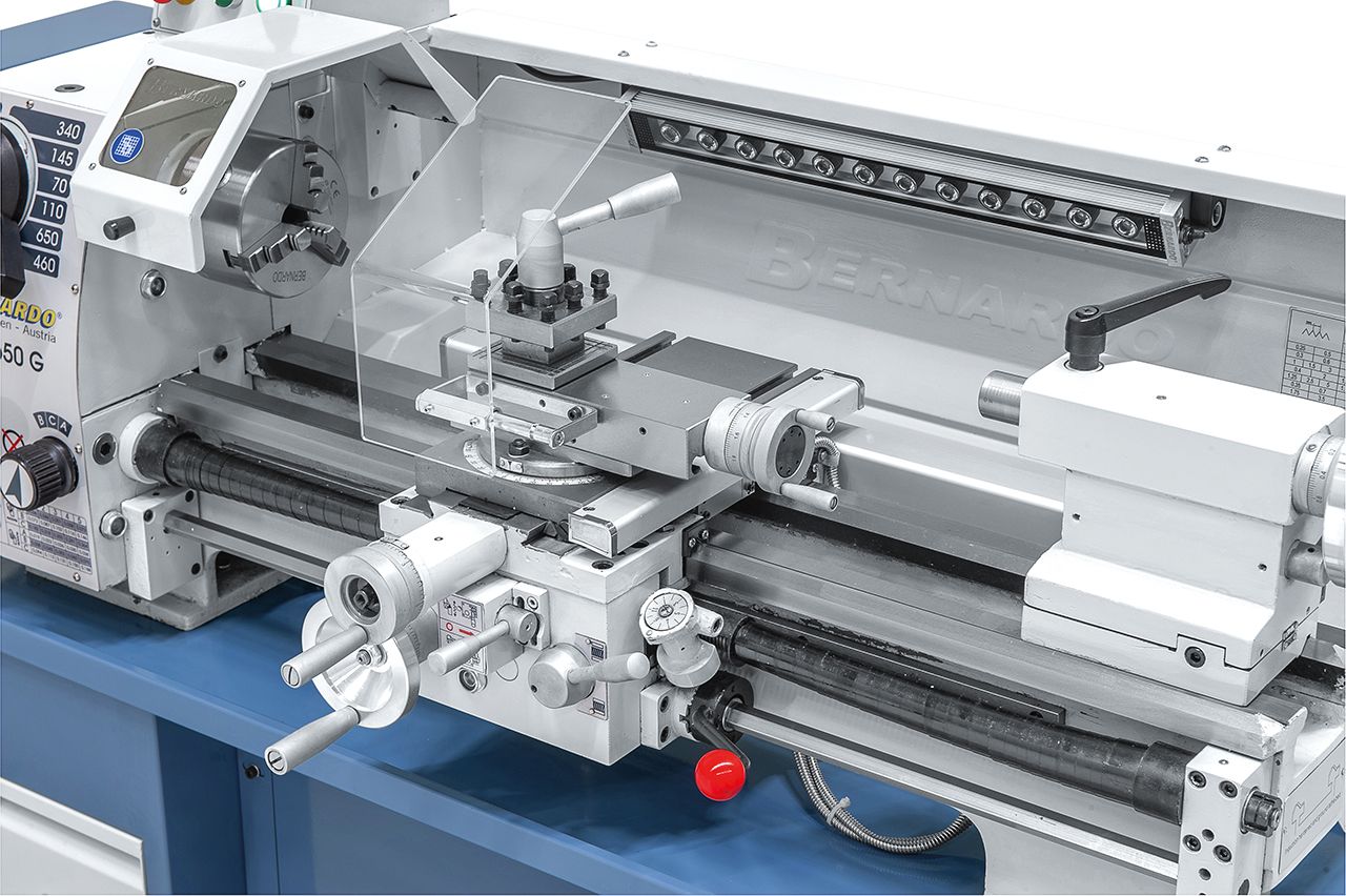 Leit- und Zugspindeldrehmaschine Profi 650 G / 400 V inkl. 2-Achs-Digitalanzeige ES-12 V