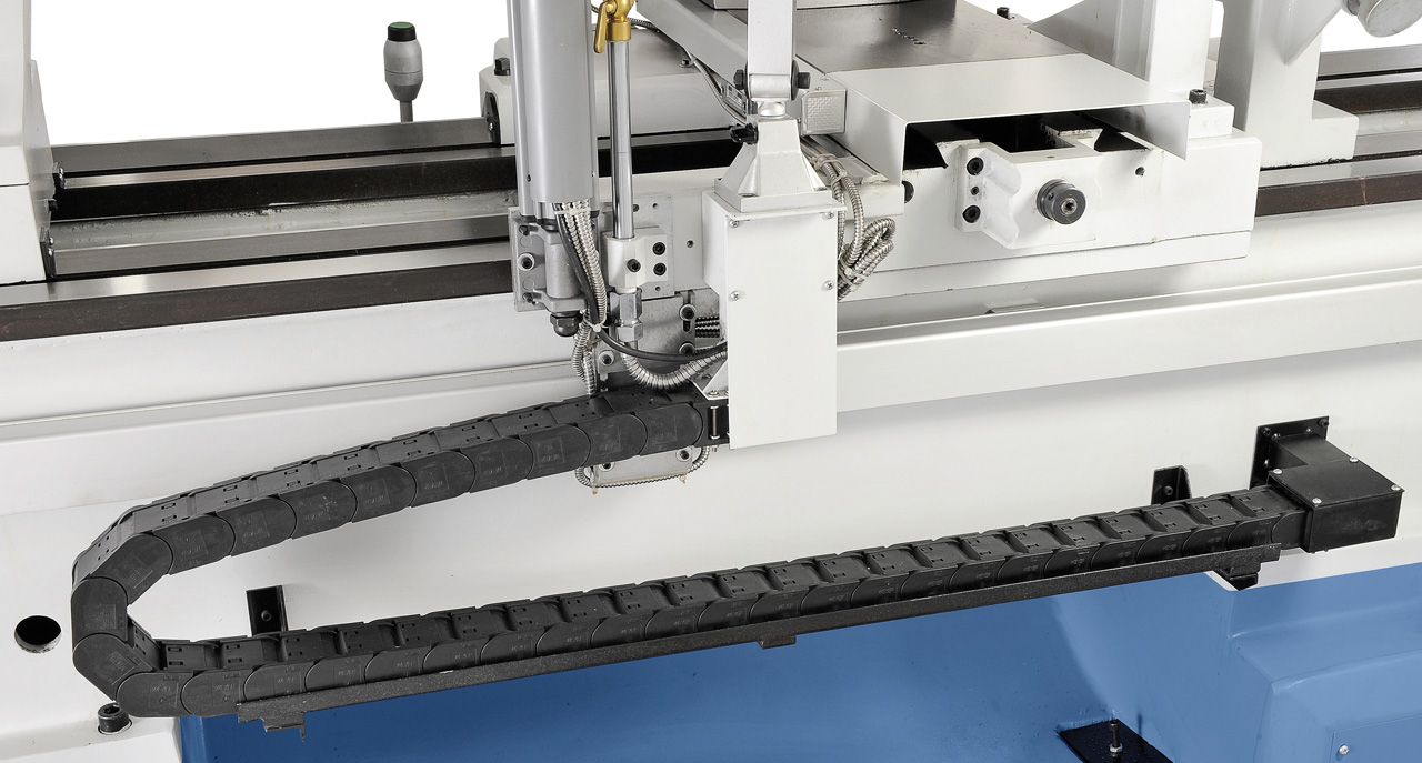 Produktionsdrehmaschine Titan 660 x 2000 inkl. 3-Achs-Digitalanzeige *