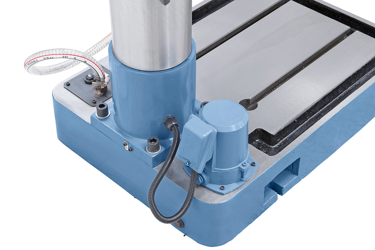 Getriebe-Säulenbohrmaschine GB 40 SN mit Winkeltisch