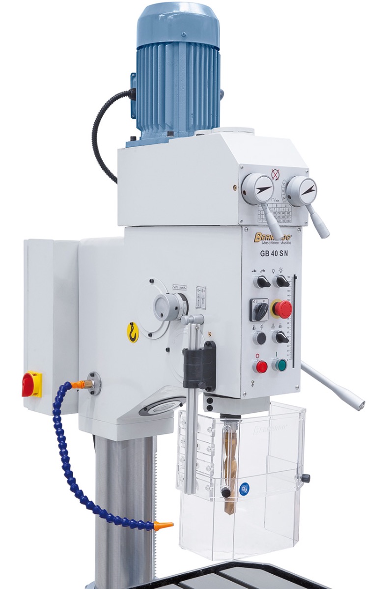 Getriebe-Säulenbohrmaschine GB 40 SN mit Winkeltisch