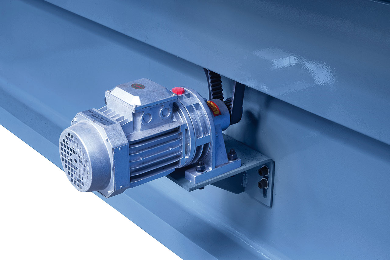 Hydraulische Abkantpresse AKPL 4000 x 160 mit manueller Bombiereinrichtung *
