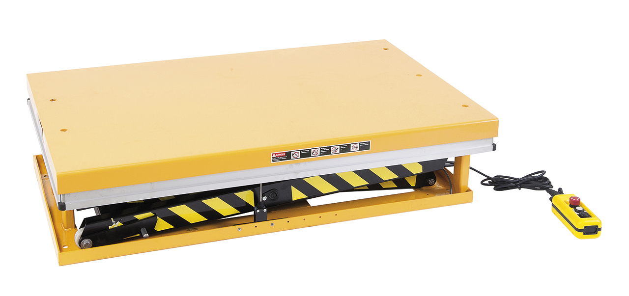 Stationärer Doppelscherenhubtisch mit geschlossener Plattform SSHT 2000 D