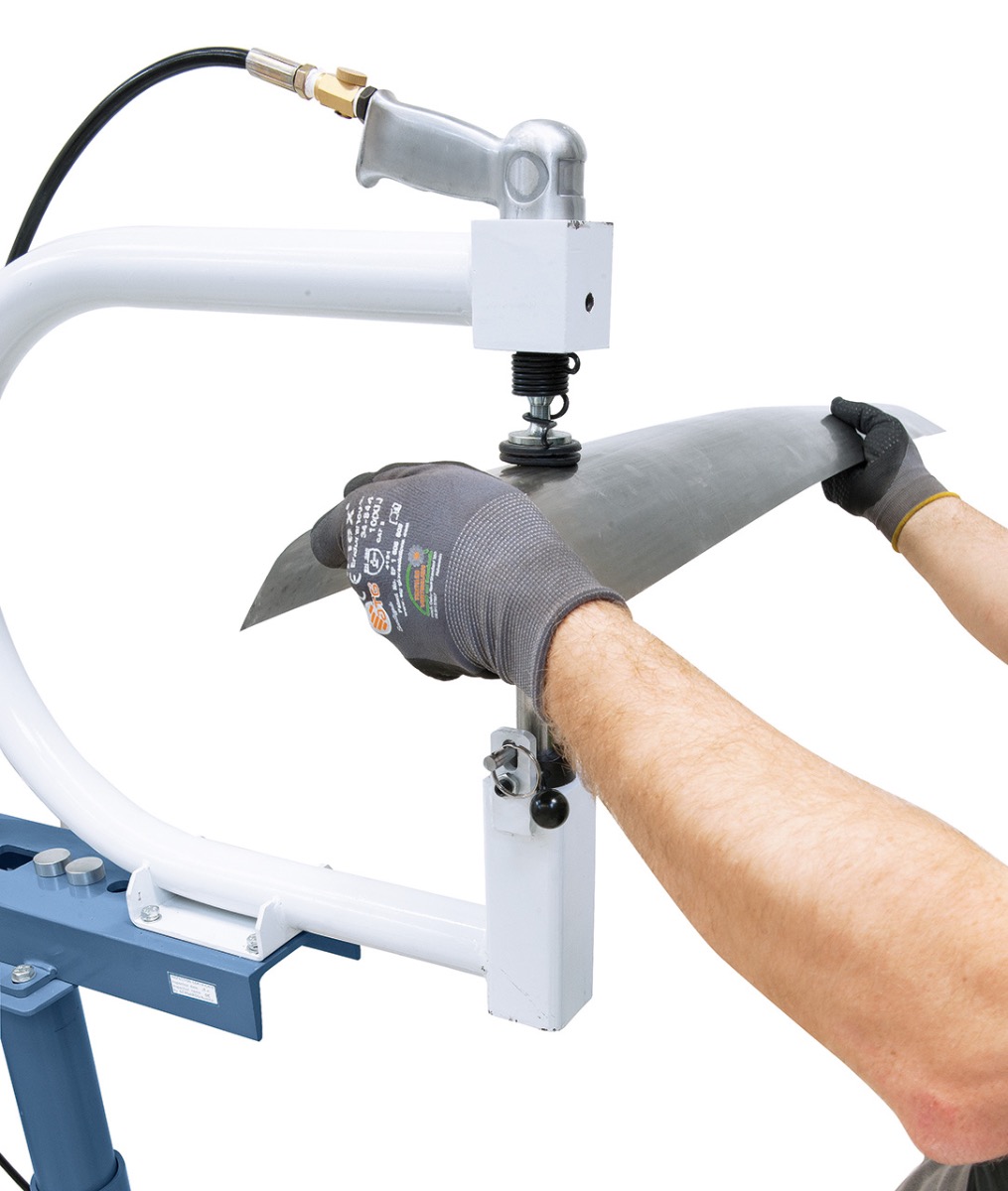 Kombinierter Glätthammer und Rollenstreckmaschine KGR 500