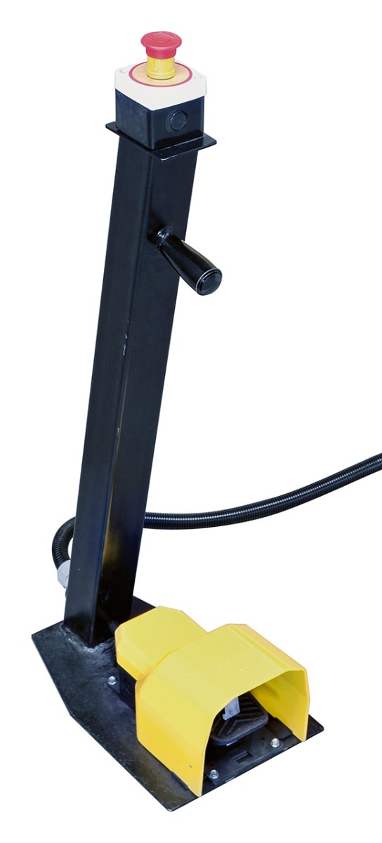 Motorische Tafelschere mit Blechauswurf nach vorne und hinten MTR 2060 x 4 mm NCC mit pneumat. Blechhochhaltevorrichtung *