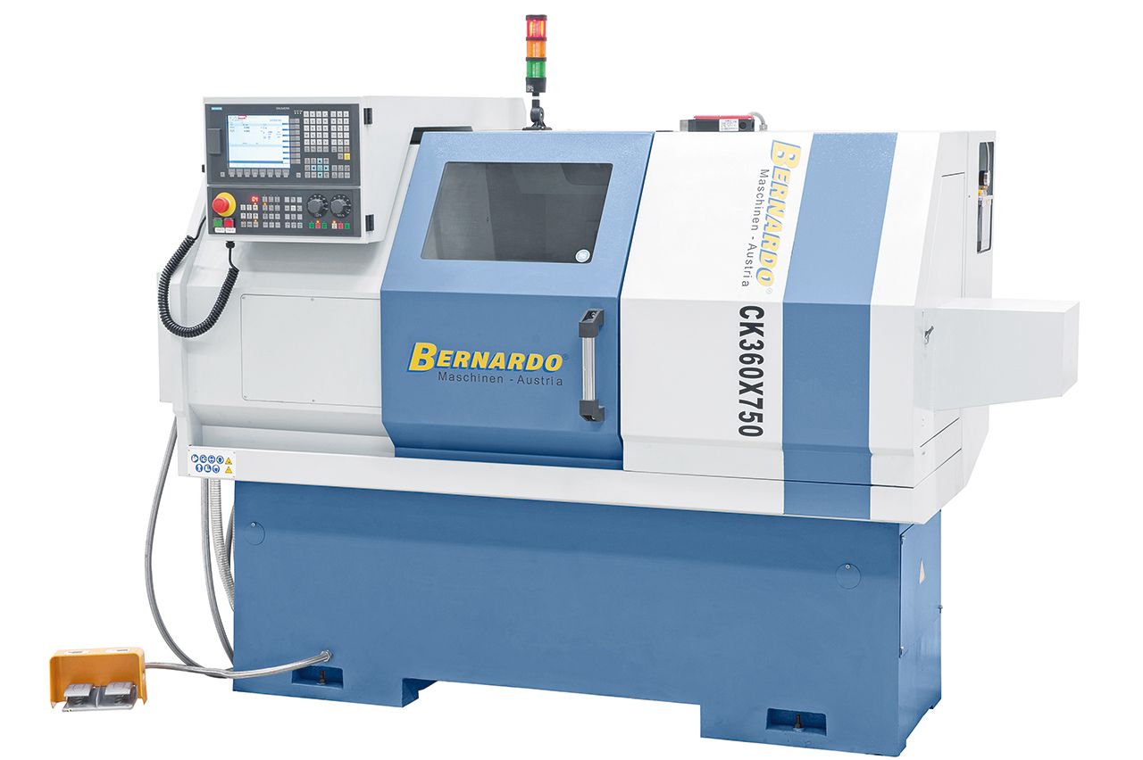 CNC-Drehmaschine CK 360 x 500 *