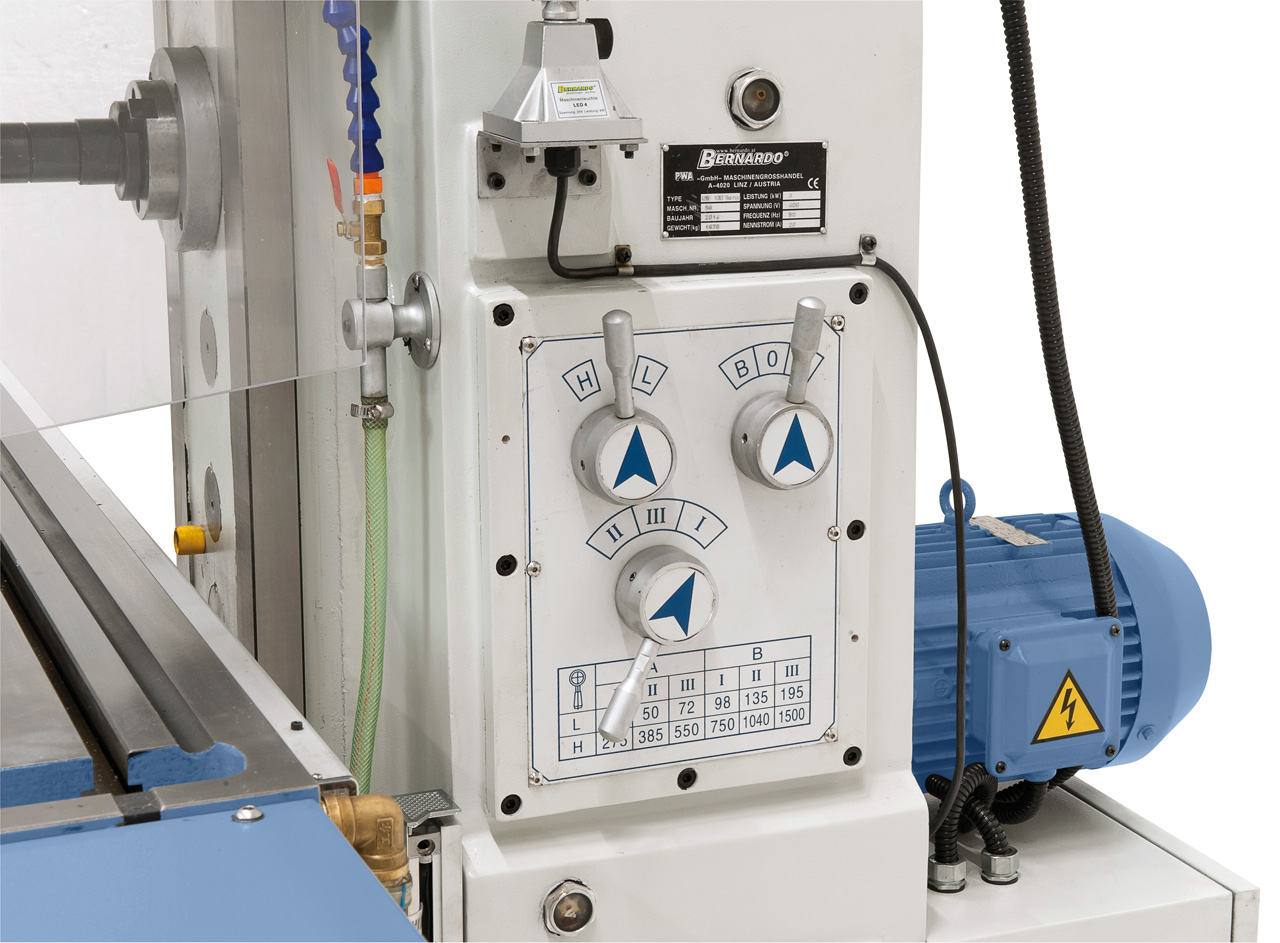 Universalfräsmaschine UWF 130 Servo inkl. 3-Achs-Digitalanzeige ES-12 H *