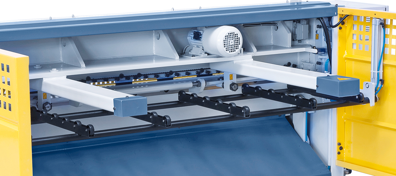 Motorische Tafelschere MTA 2560 x 2,5 mm NCC mit pneumat. Blechhochhaltevorrichtung *